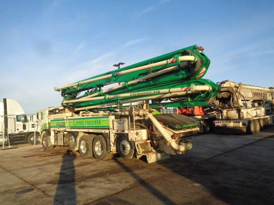 24-36 M Mesafe 6-6.6 MPa Basınca Sahip Sarı Kamyon Beton Pompası Kullanılmıştır