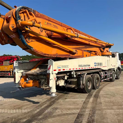 Büyük Beton İnşaat İçin Dizel Beton Pompası Kamyonu 300 KW Putzmeister M56 5