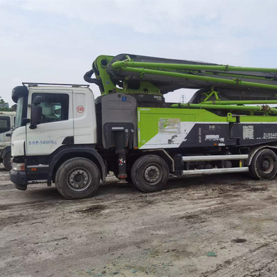 Zoomlion Machinery Kullanılmış Beton Pompası Kamyonu, 56m Kamyona Monte Beton Pompası