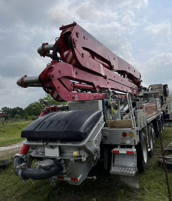 Üst Marka HB56K 56m Mafsallı Bomlu Beton Pompası Kamyonu